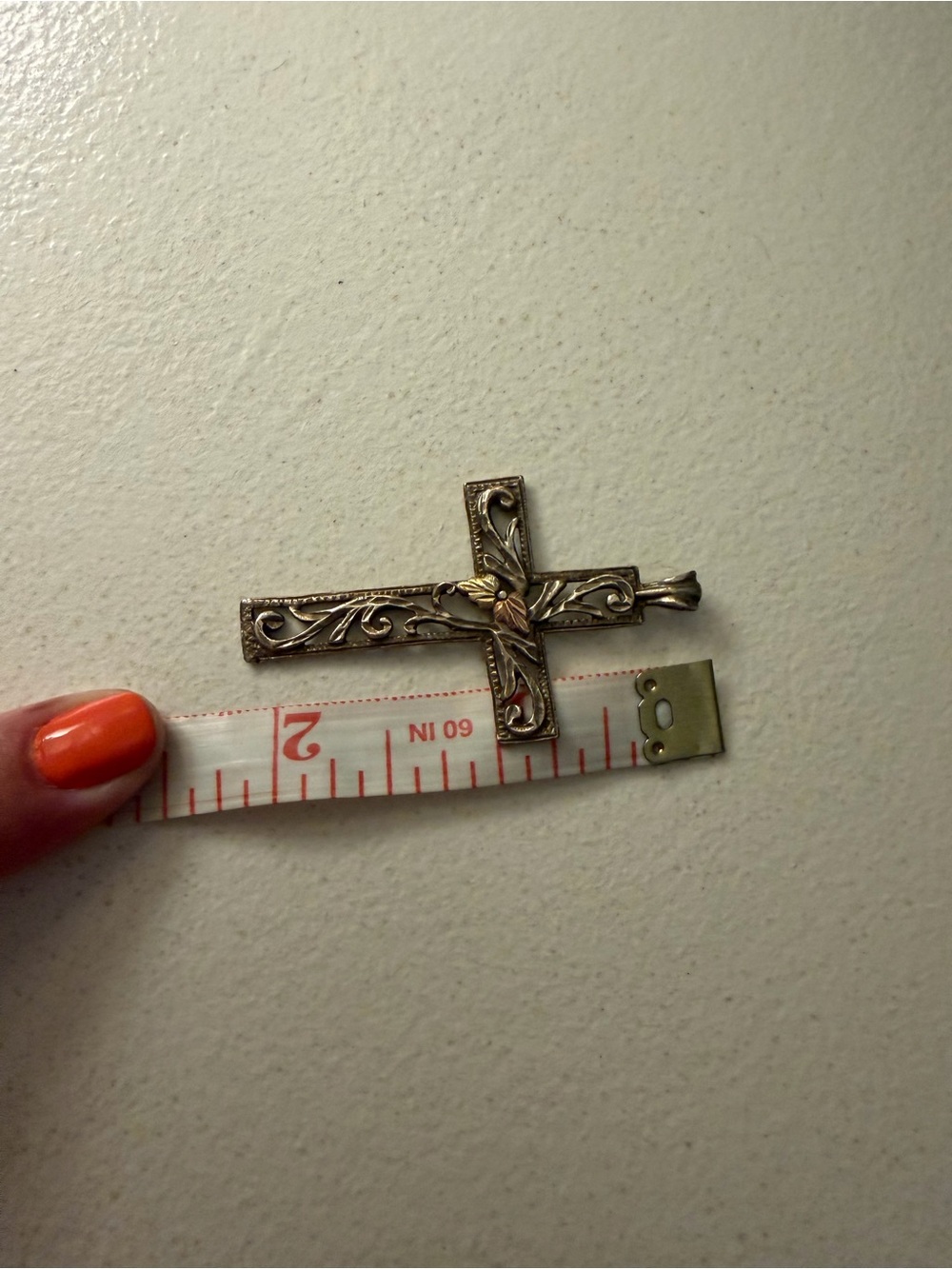 Black hills gold and Sterling Silver Cross Pendant - Picture 3 of 3